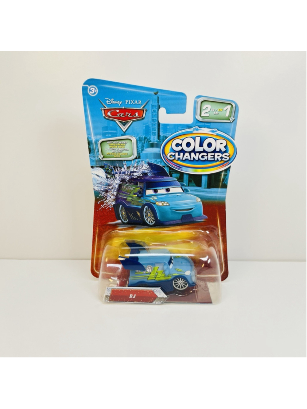 Disney Pixar Cars - COLOR CHANGERS DJ BLUE/ LIGHT BLUE 2010 - 1:55 Scale